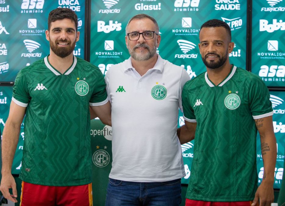Guarani apresenta dupla que atuou pelo Criciúma e anuncia a contratação do zagueiro Márcio Silva