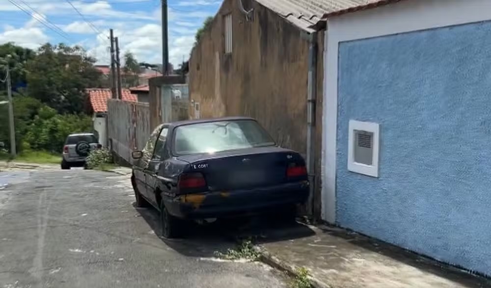 Jardim Campos Elíseos é o bairro com mais reclamações por carros abandonados