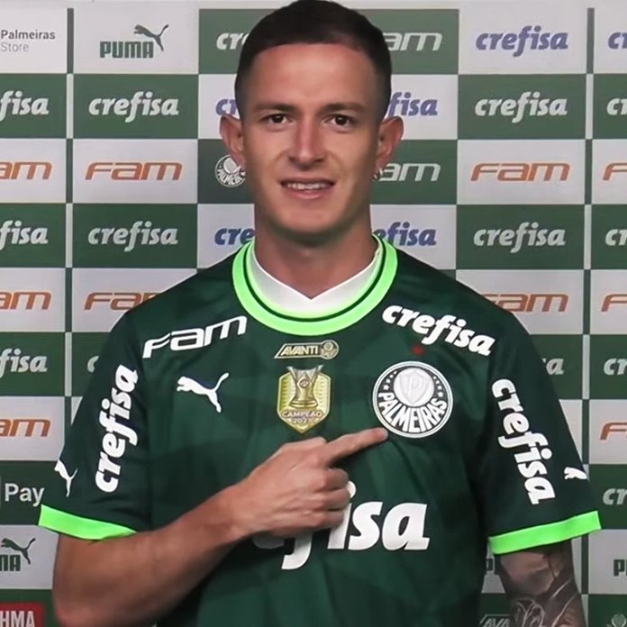 Palmeiras apresenta meio-campo argentino Aníbal Moreno