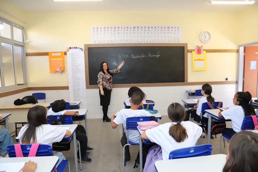 Piracicaba abre processo seletivo com 254 vagas para professores temporários