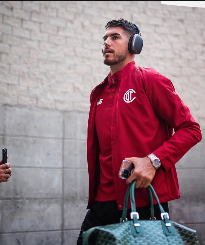 Sem Gabigol, Corinthians mira atacante Pedro Raul, ex- Vasco