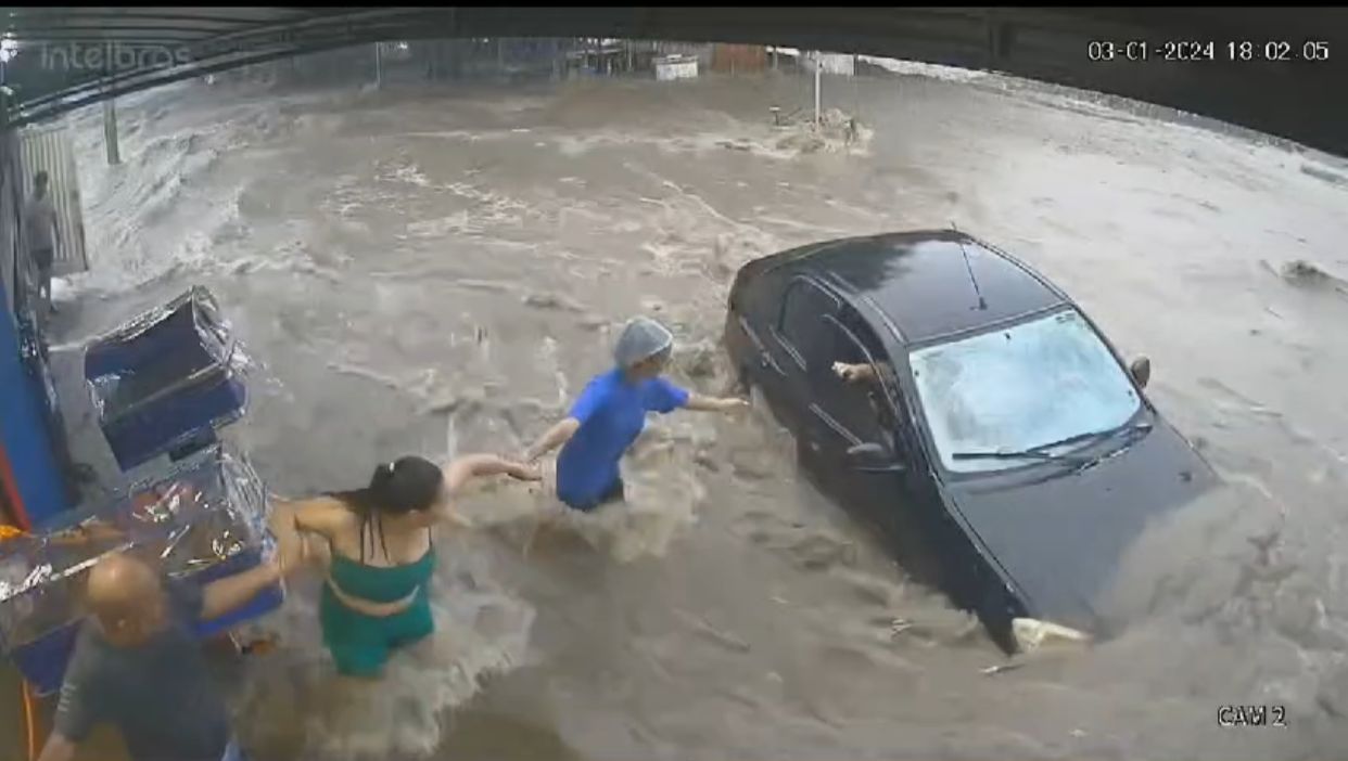 Tia e sobrinha reencontram pessoas que as resgataram de enchente em Campinas