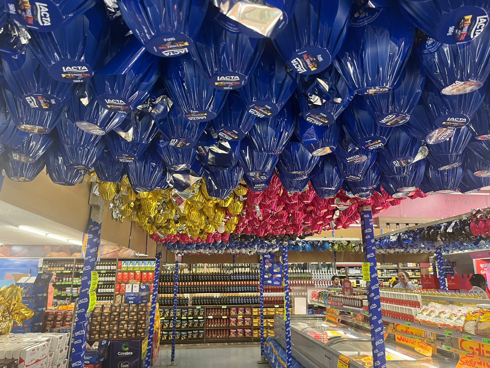 Ovos de Páscoa já começam a aparecer nos mercados em Campinas