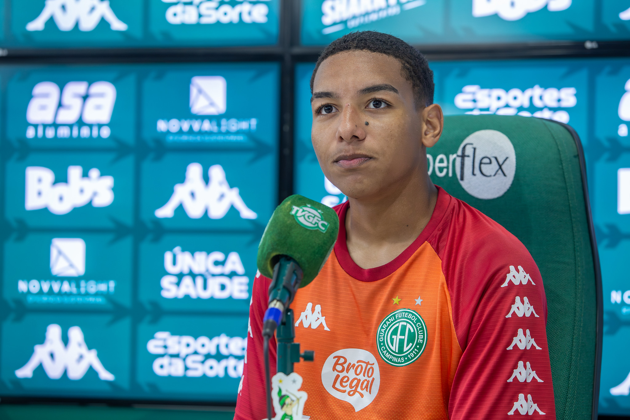 Yan sofre lesão no ombro e desfalca o Guarani na disputa da Copa São Paulo