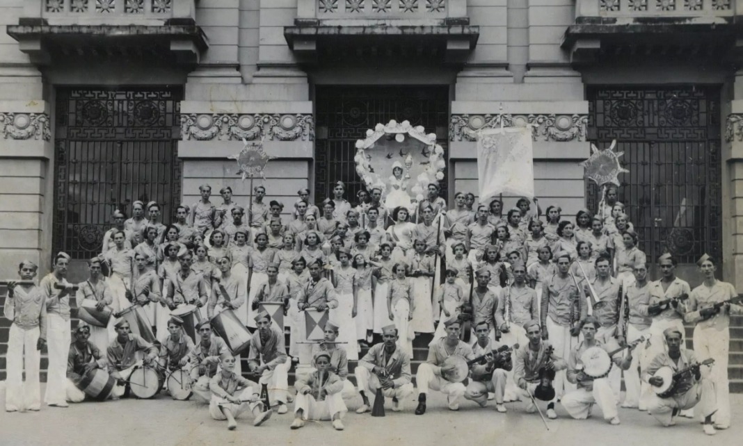 Especial: As influências europeias no carnaval do campineiro