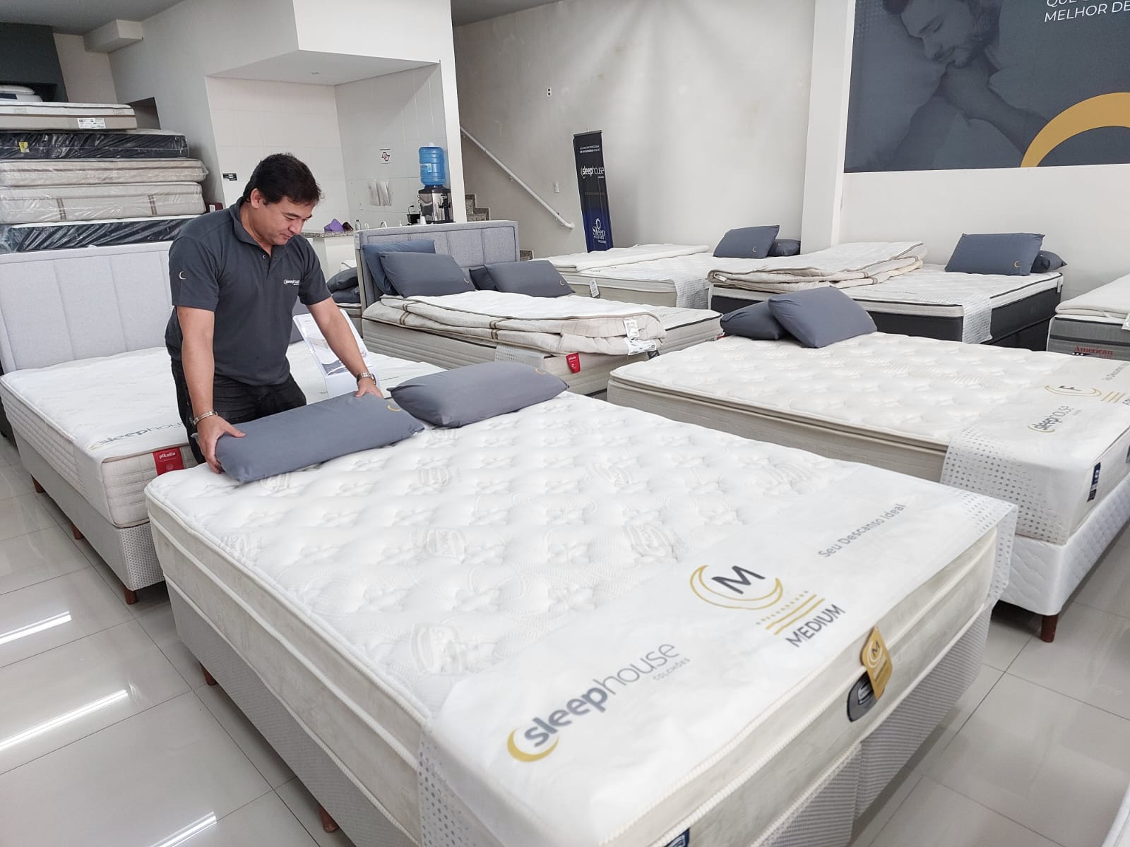 ‘Rua dos Colchões’ vira shopping do setor a céu aberto, em Campinas