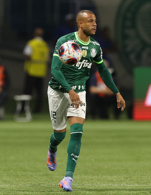 Técnico Abel Ferreira espera por Mayke no Palmeiras