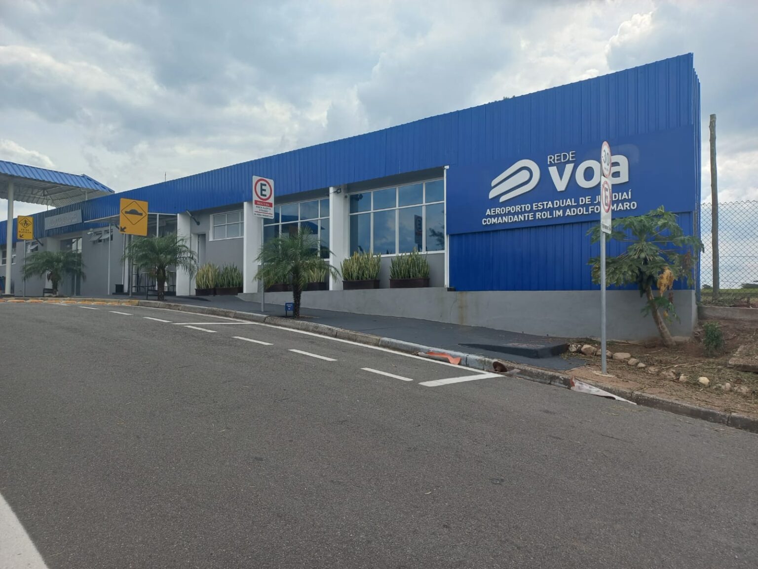 Força Aérea Brasileira faz buscas por avião que desapareceu na região de Jundiaí