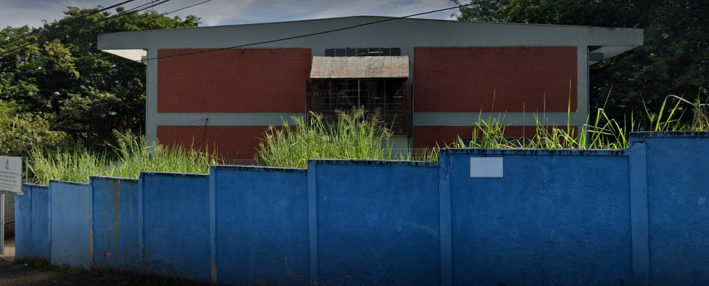 Dupla rouba moto e é presa após invadir escola durante a fuga em Campinas