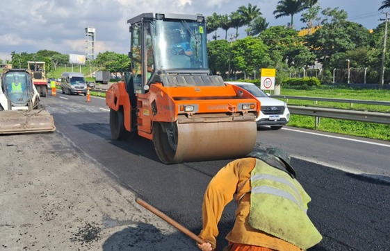 Obras em trechos da rod. Campinas-Monte-Mor provocam bloqueios 