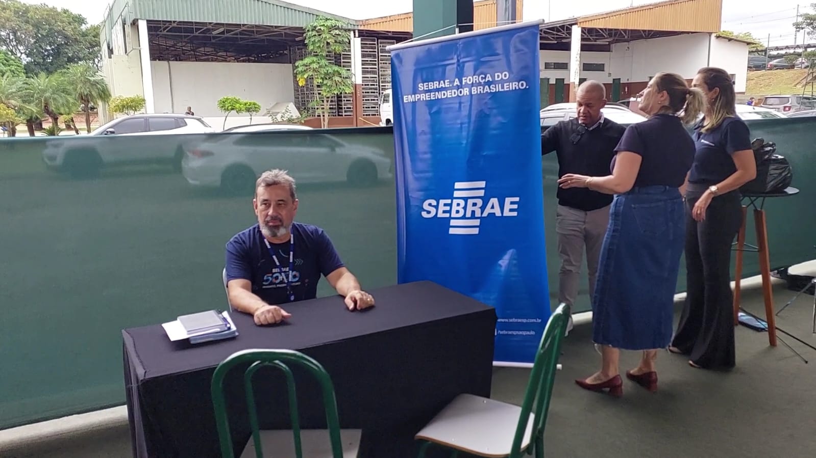 Sebrae móvel atende permissionários e frequentadores da Ceasa