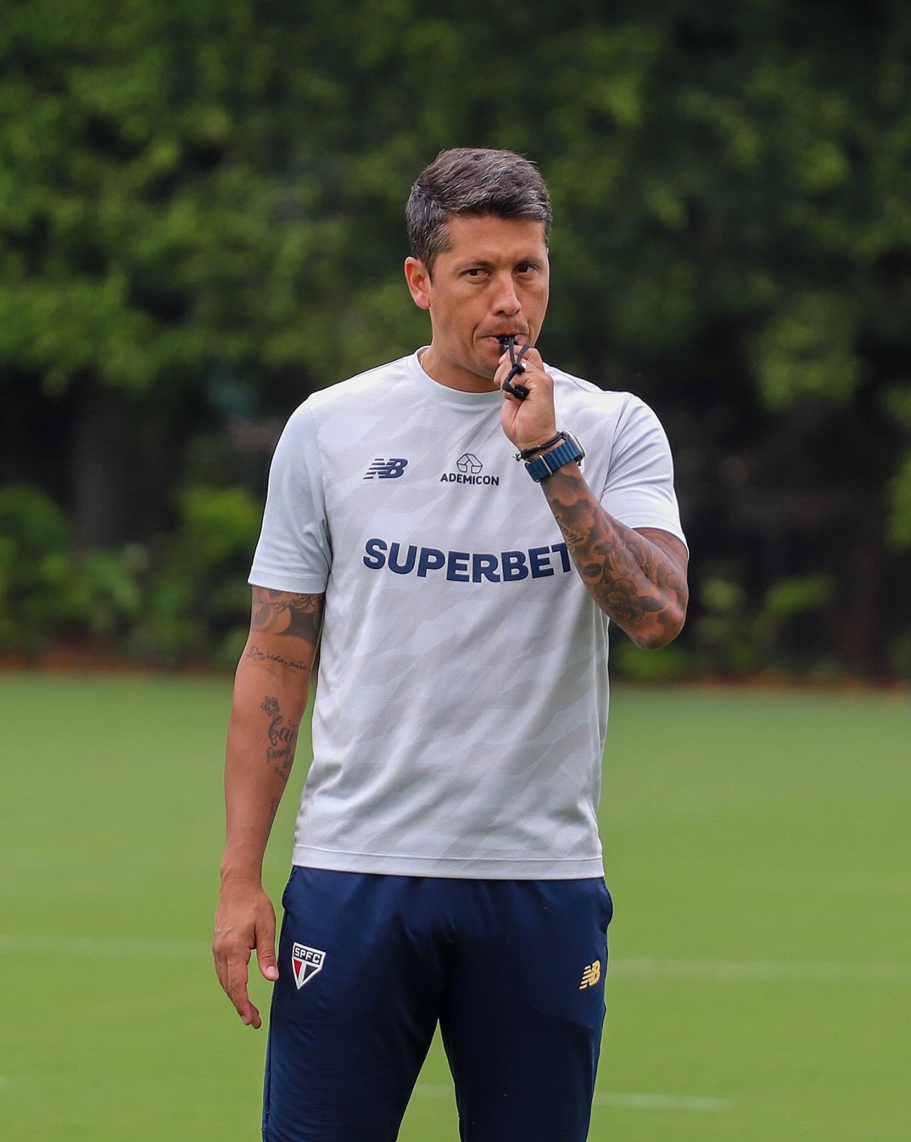 Técnico Thiago Carpini conta com as voltas de Arboleda e Bobadilla no São Paulo