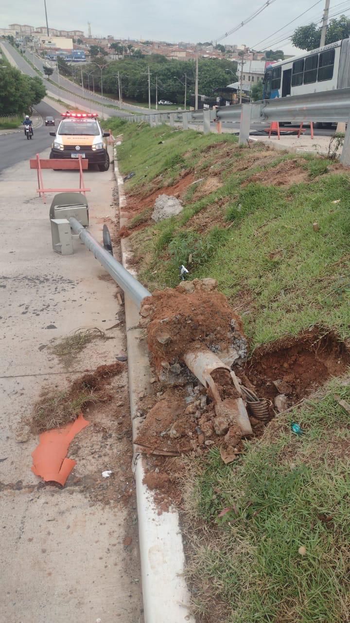 Vândalos destroem radares instalados a pedido da população no Ouro Verde