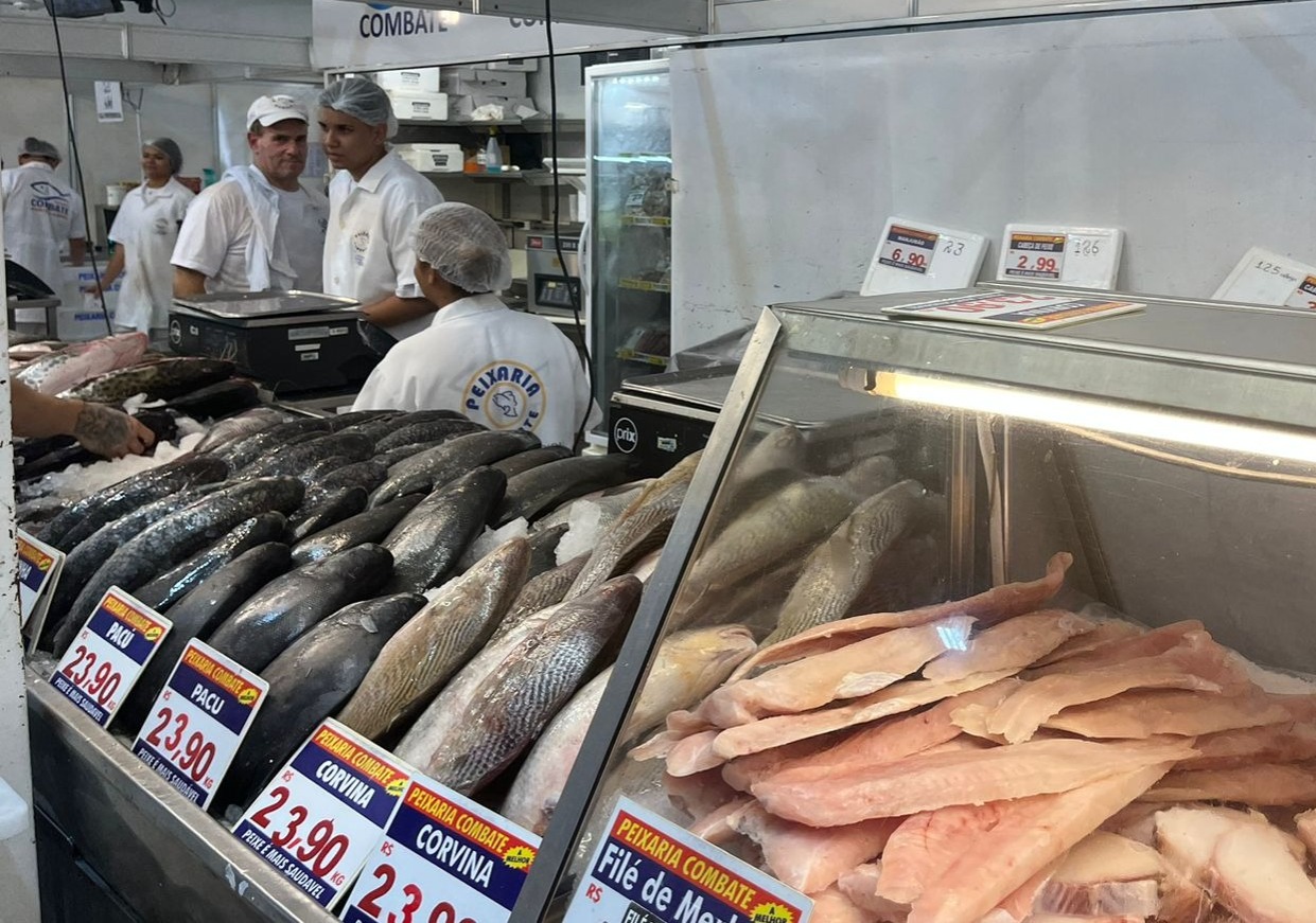 Procura por peixes cresce mais de 20% no Mercado Municipal