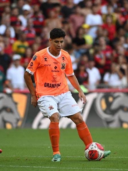 Em semana de estreia contra Ponte, Coritiba pode fechar com destaque do Nova Iguaçu