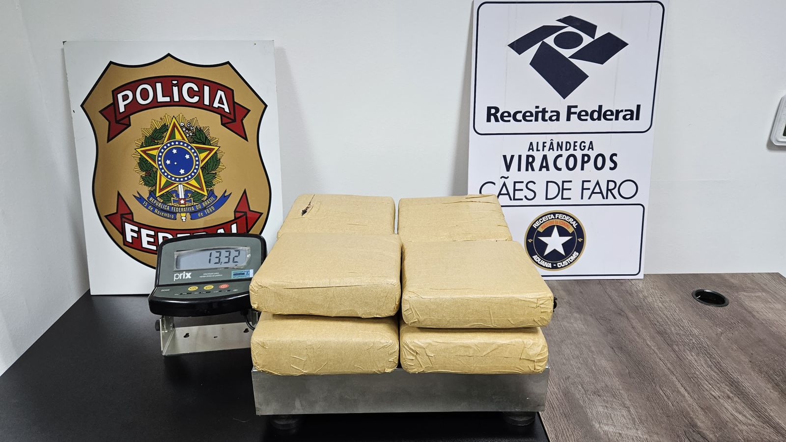 PF prende mulher de 24 anos e apreende 13kg de maconha, em Viracopos 