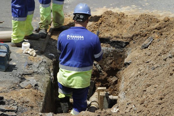 Rompimento de subadutora deixa região do Padre Anchieta sem água nesta 2ª-feira