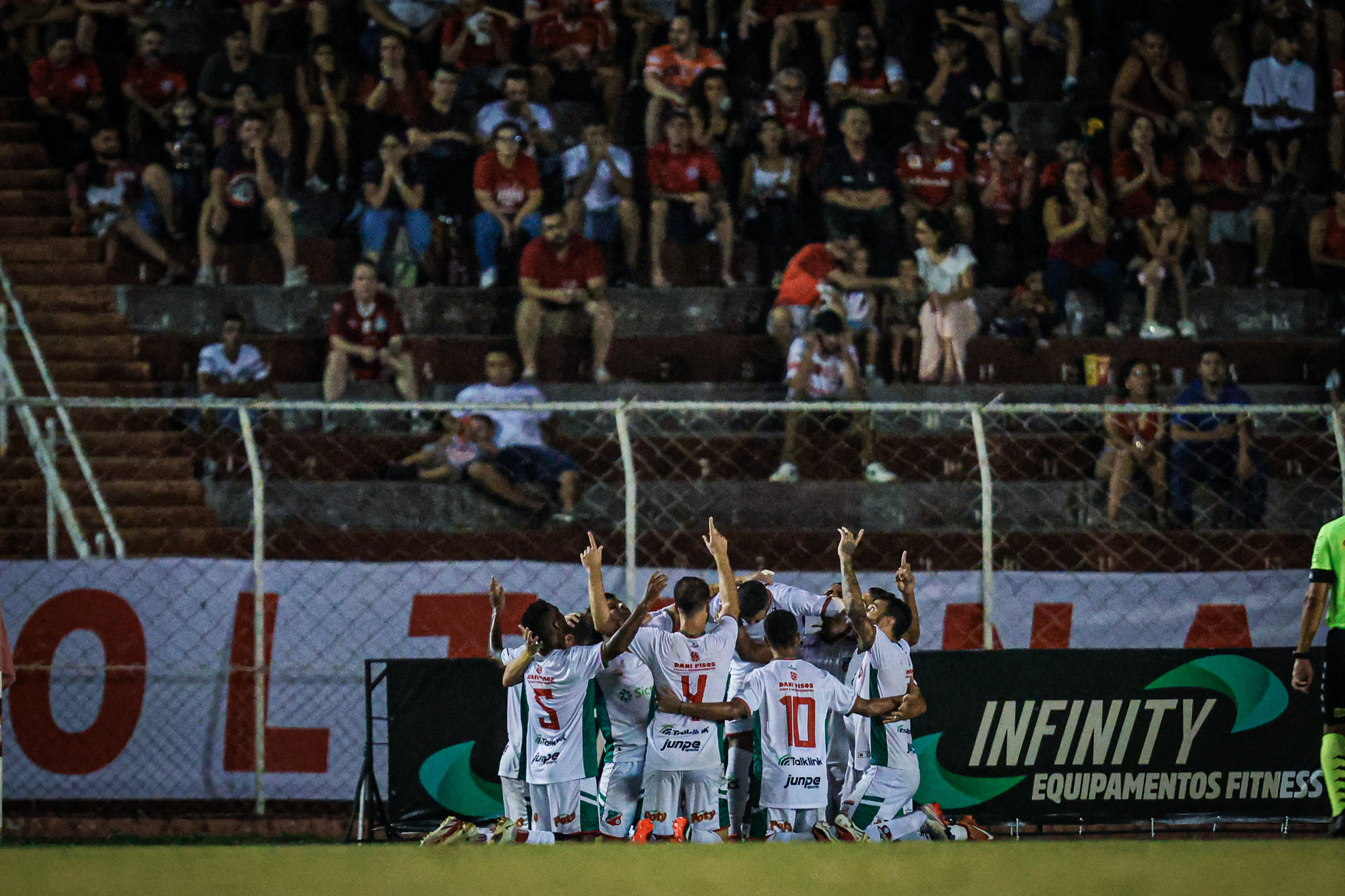 Velo Clube sai na frente na decisão pelo título da Série A2