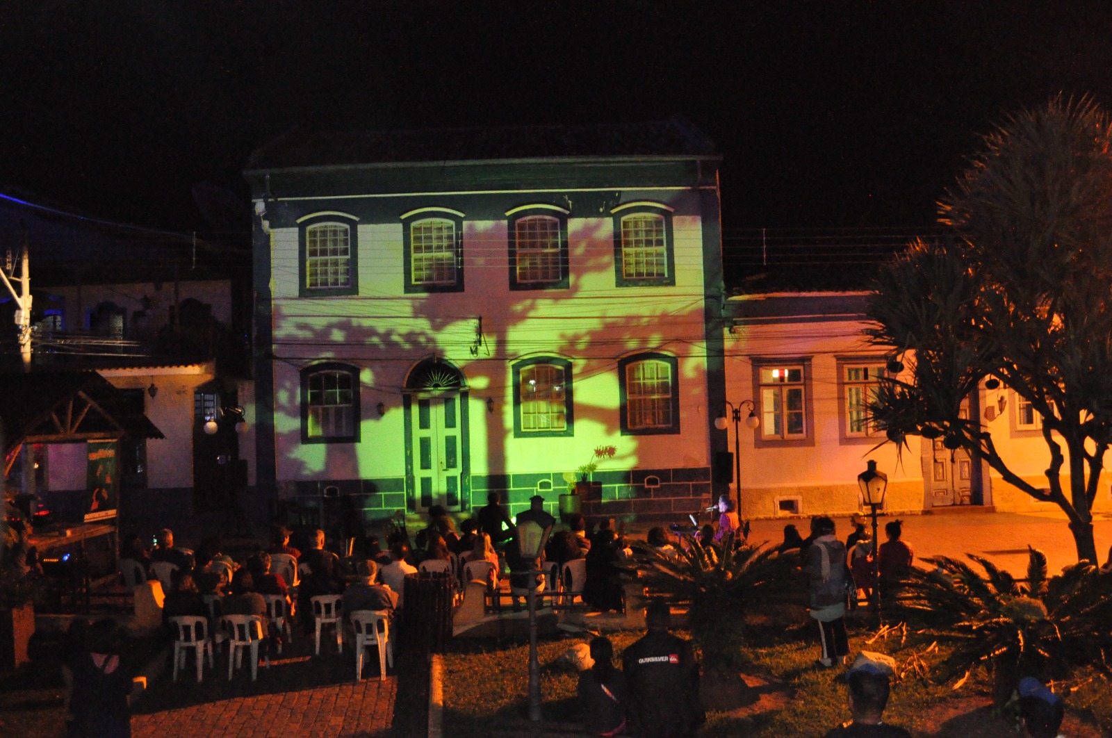 Peça inspirada no poema ‘Navio Negreiro’, de Castro Alves, é apresentada de graça, em Campinas