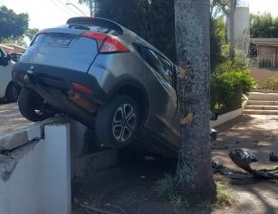 Carro atropela mãe e filha em avenida de Nova Odessa
