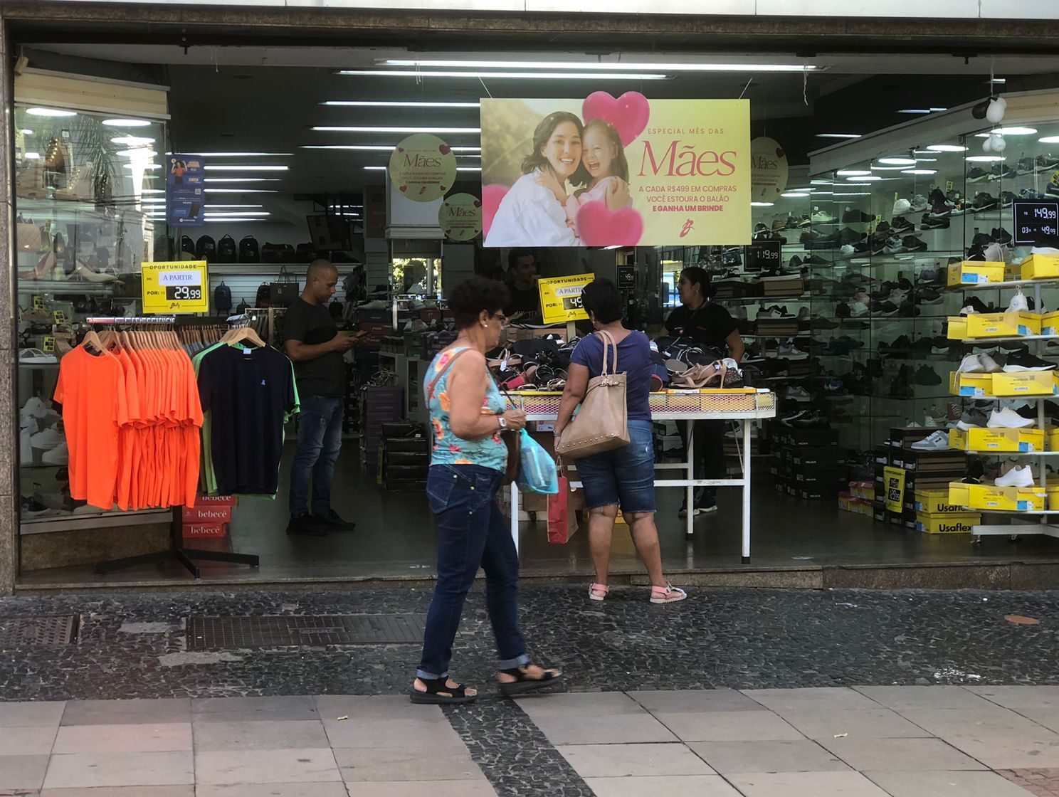 Comerciantes estão otimistas com crescimento nas vendas para o Dia das Mães
