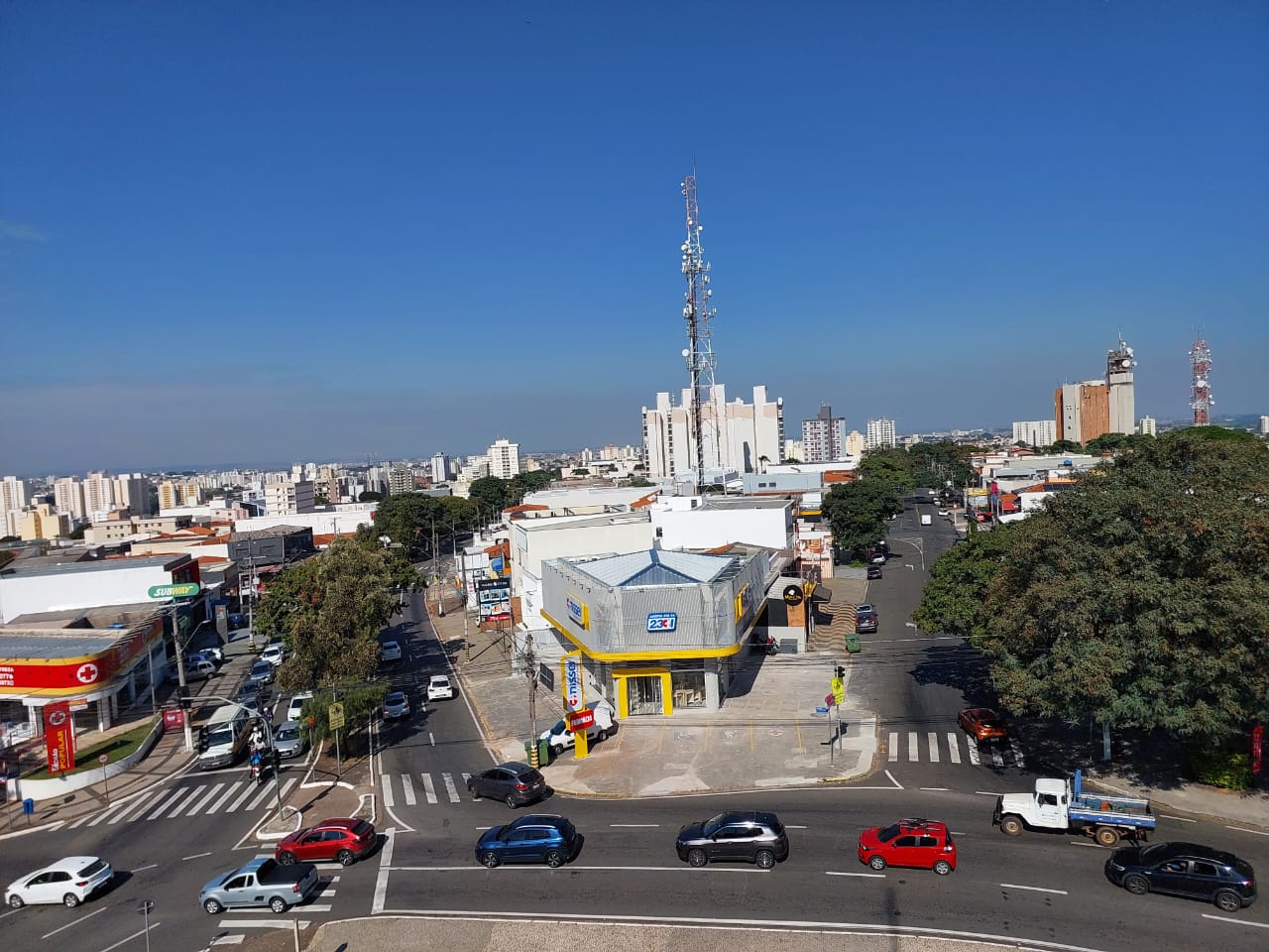 Saiba o que abre e o que fecha no feriado desta sexta-feira em Campinas