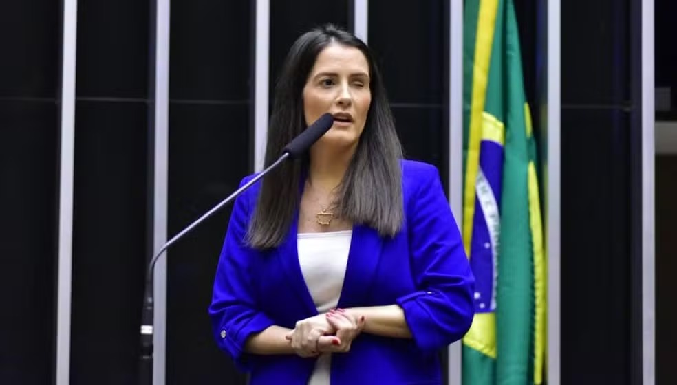 Morre a deputada federal Amália Barros, nascida em Mogi Mirim