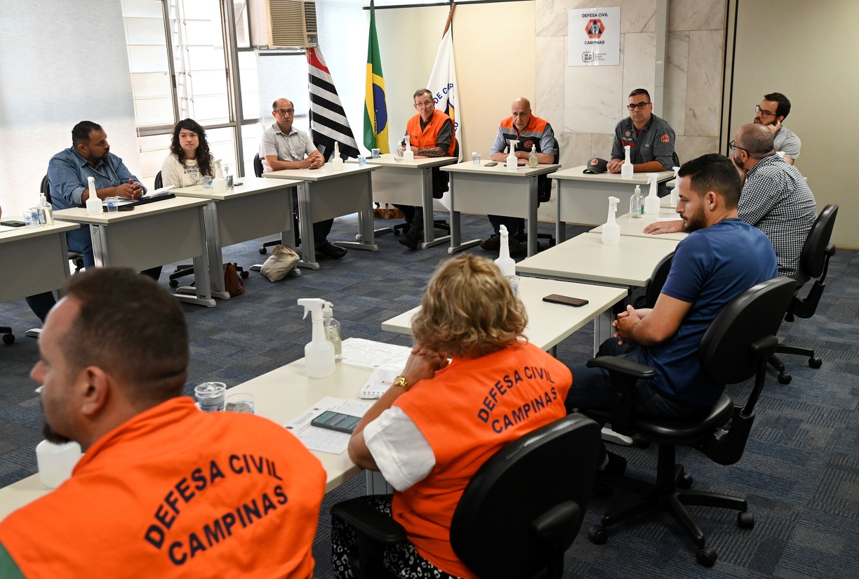 Operação Estiagem identifica 100 focos de incêndio em 13 dias na cidade 