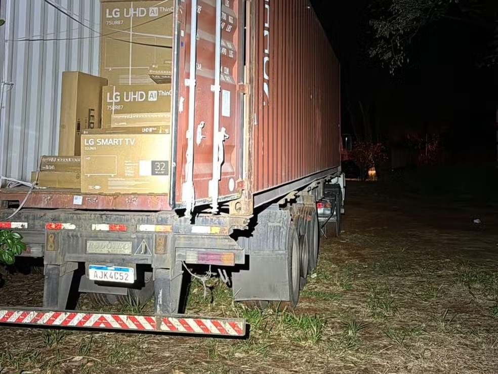 Polícia prende dupla e recupera carga avaliada em R$ 1 milhão, em Piracicaba 