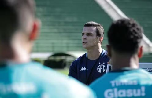 Após derrota para o Mirassol, diretoria do Guarani busca alternativas para reabilitação na Série B