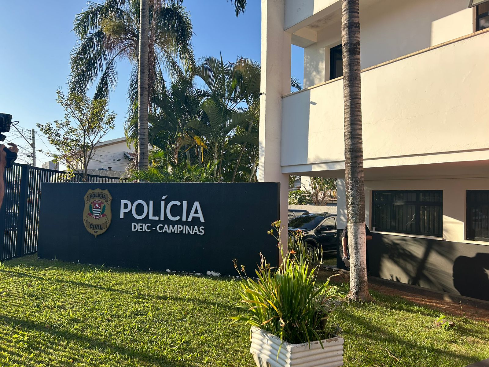 Operação para coibir furtos de fios lacra quatro estabelecimentos em Campinas 