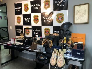 Polícia Civil faz operação para prender criminosos que roubaram residência em Atibaia