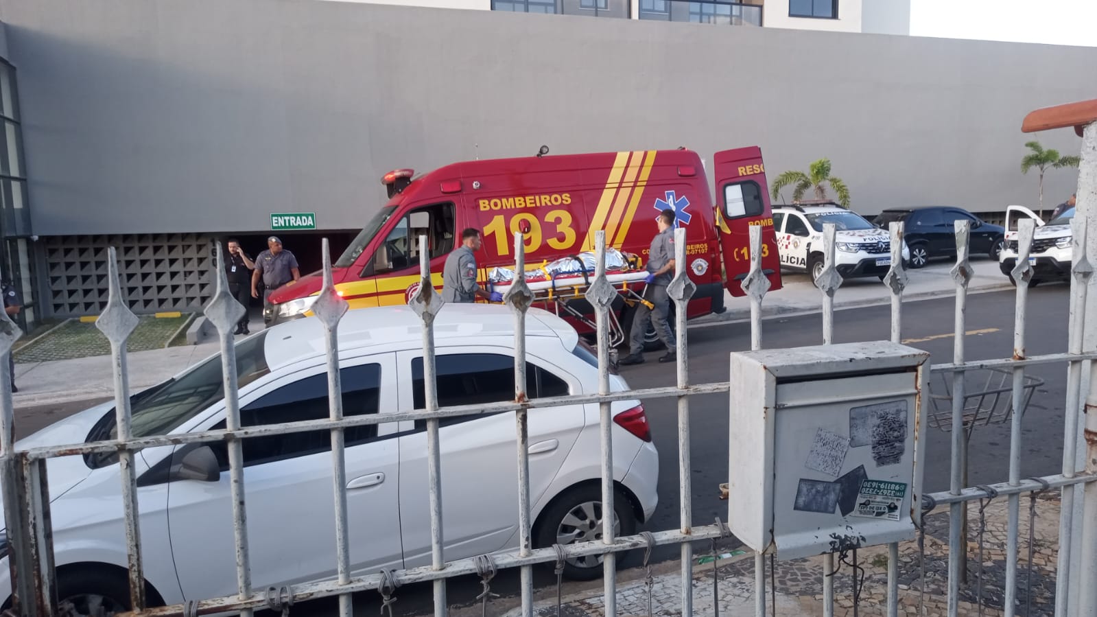 Homem atropela e agride ex-companheira no Pq. Industrial em Campinas 