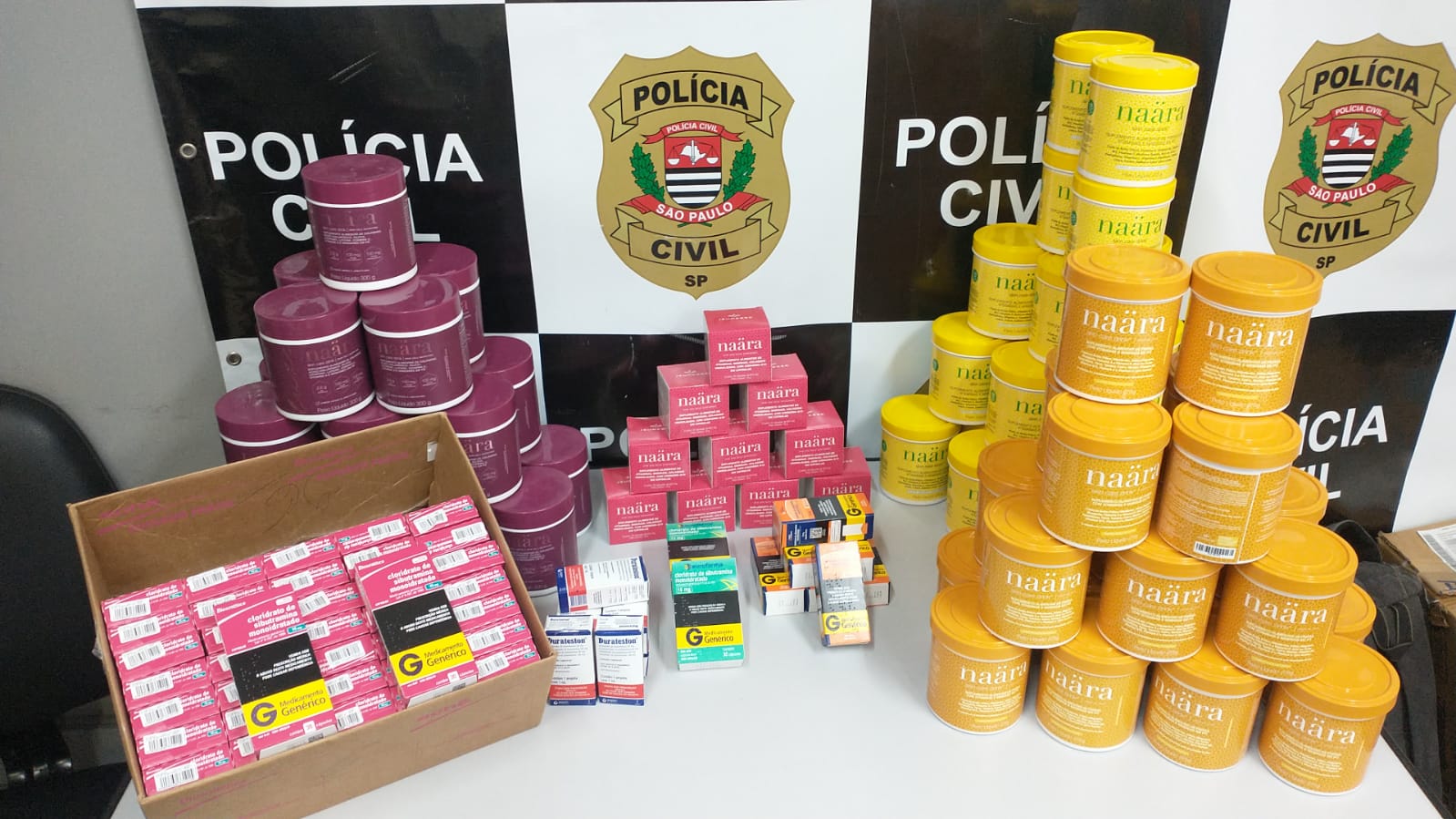 Esteticista é presa suspeita de armazenar e comercializar remédios para emagrecimento