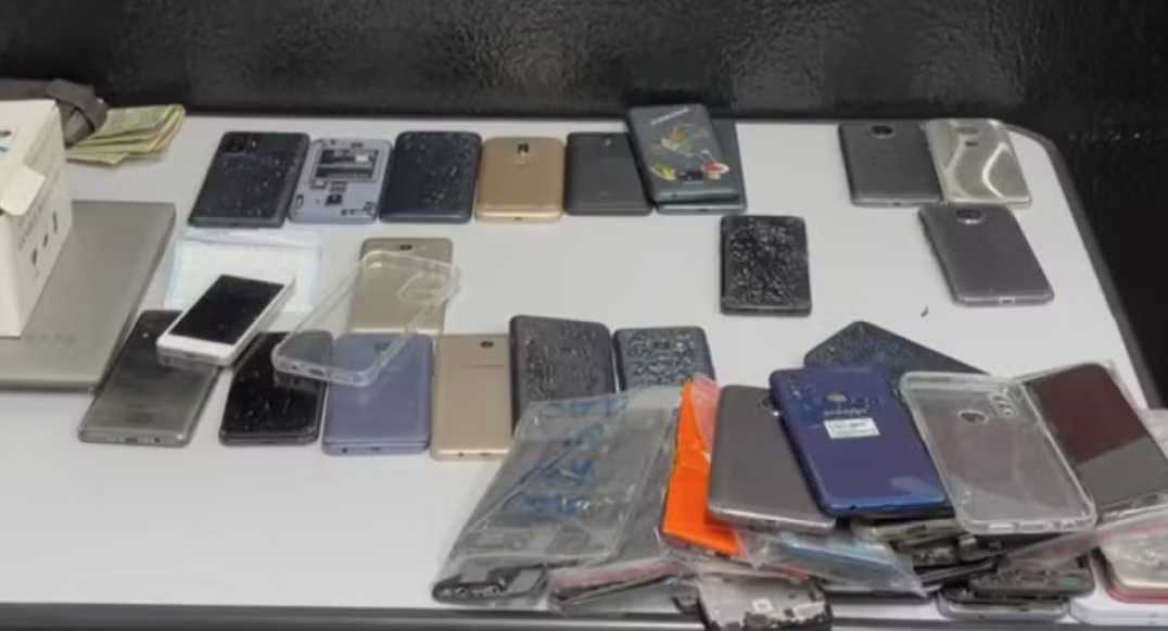 Trio é preso após tentar vender celular roubado em Campinas