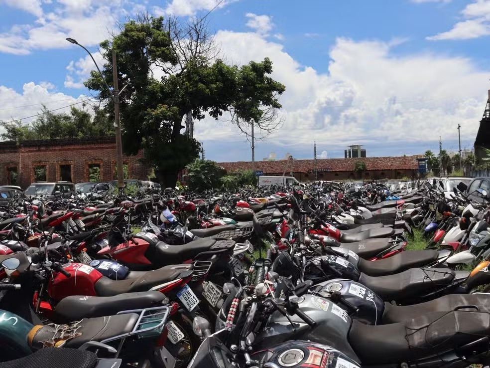 Prefeitura veta PL que isenta taxa de veículos em pátio da Emdec aos finais de semana e feriados