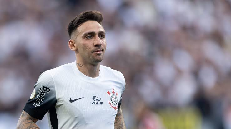 Gustavo Mosquito consegue via justiça rescindir contrato com o Corinthians