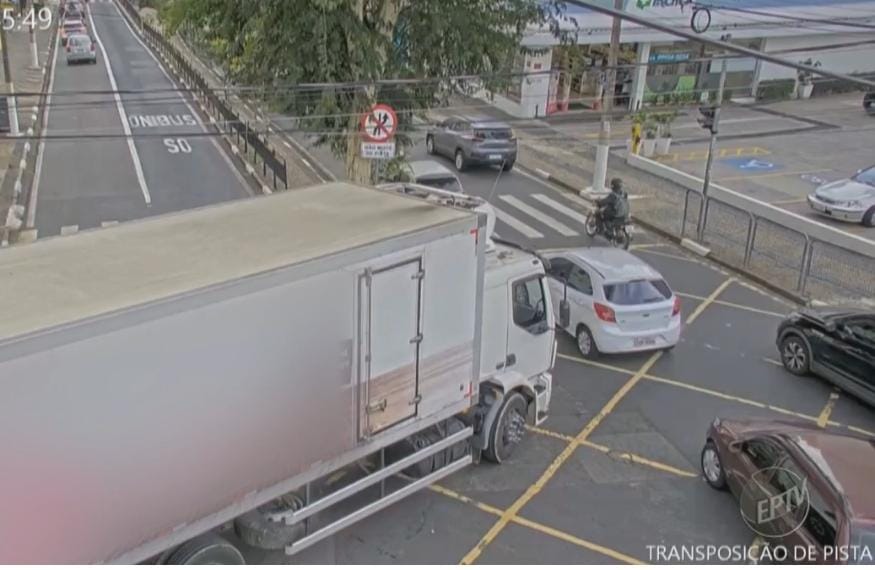 Mais de 2 mil multas foram aplicadas em 2024 por meio de videomonitoramento da Emdec