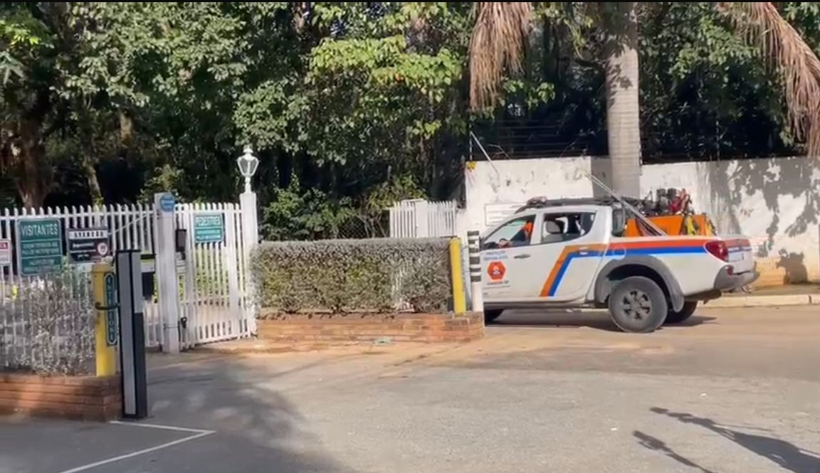 Defesa Civil fará vistoria na área onde avião caiu após retirada de destroços e limpeza do local