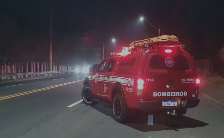 Homem morre e três ficam feridos em acidente na Estrada do Bongue em Piracicaba