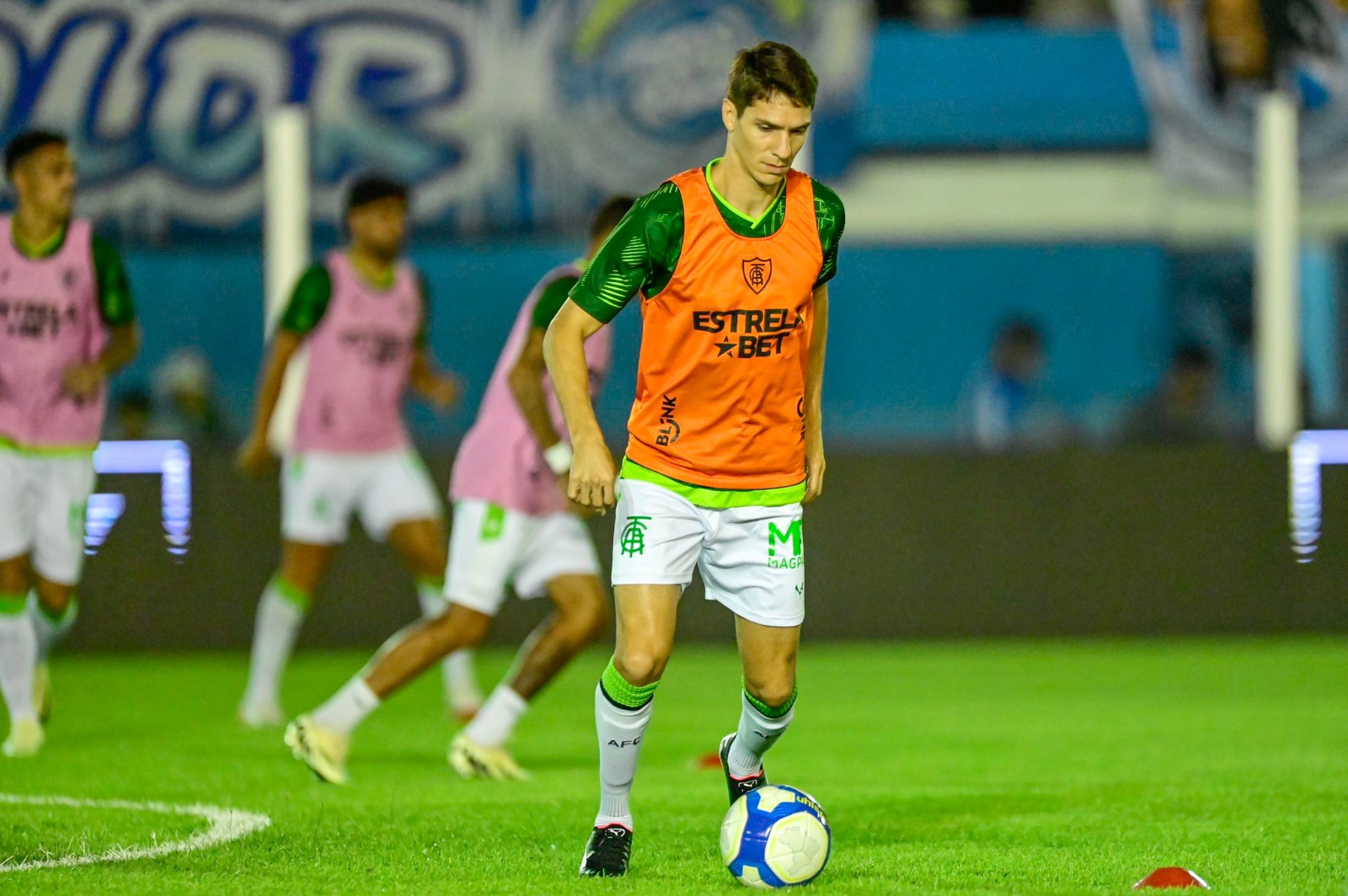 Técnico Lisca ainda não definiu o América-MG para enfrentar o Guarani