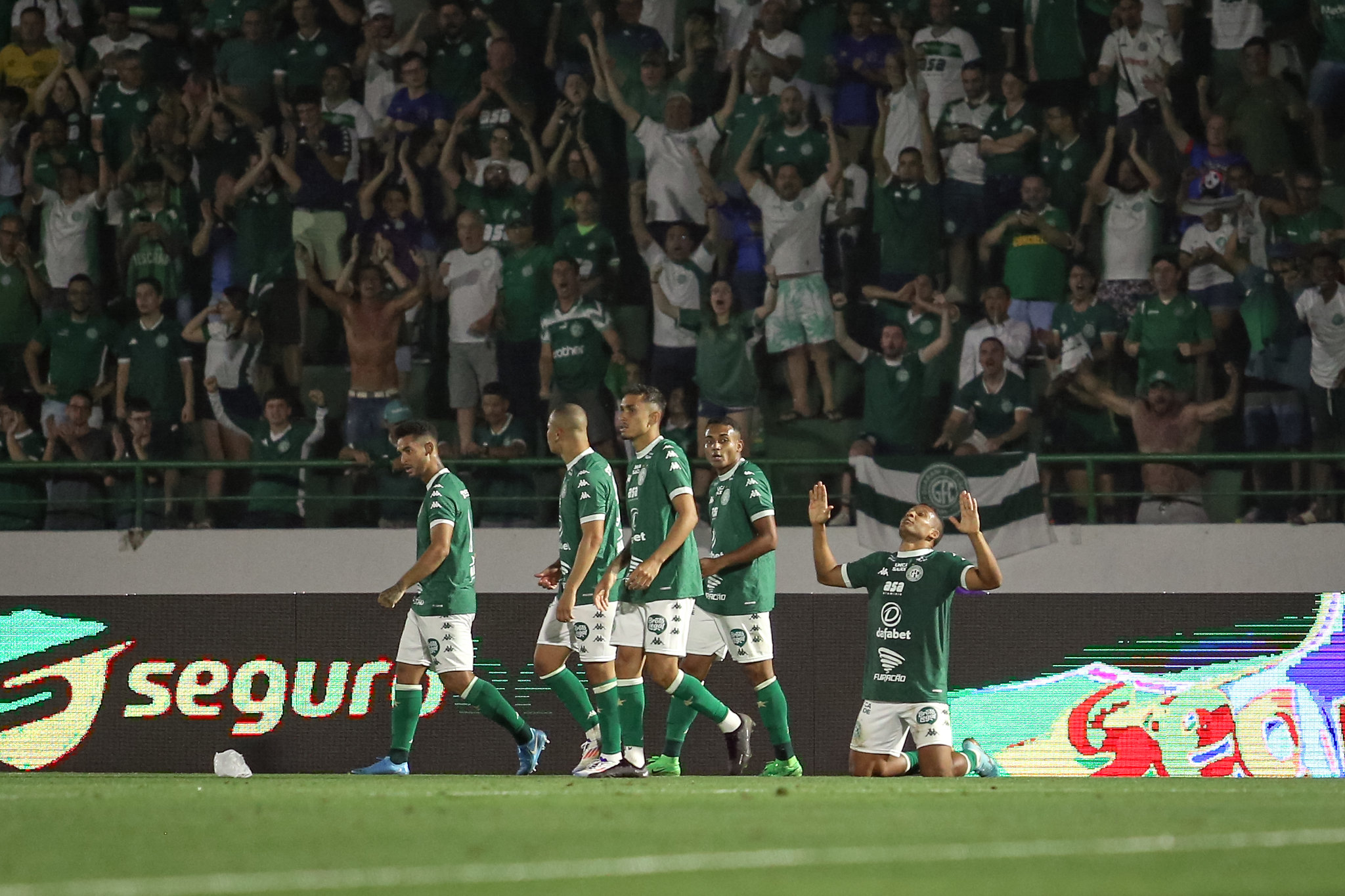 Guarani lidera aproveitamento no segundo turno da Série B