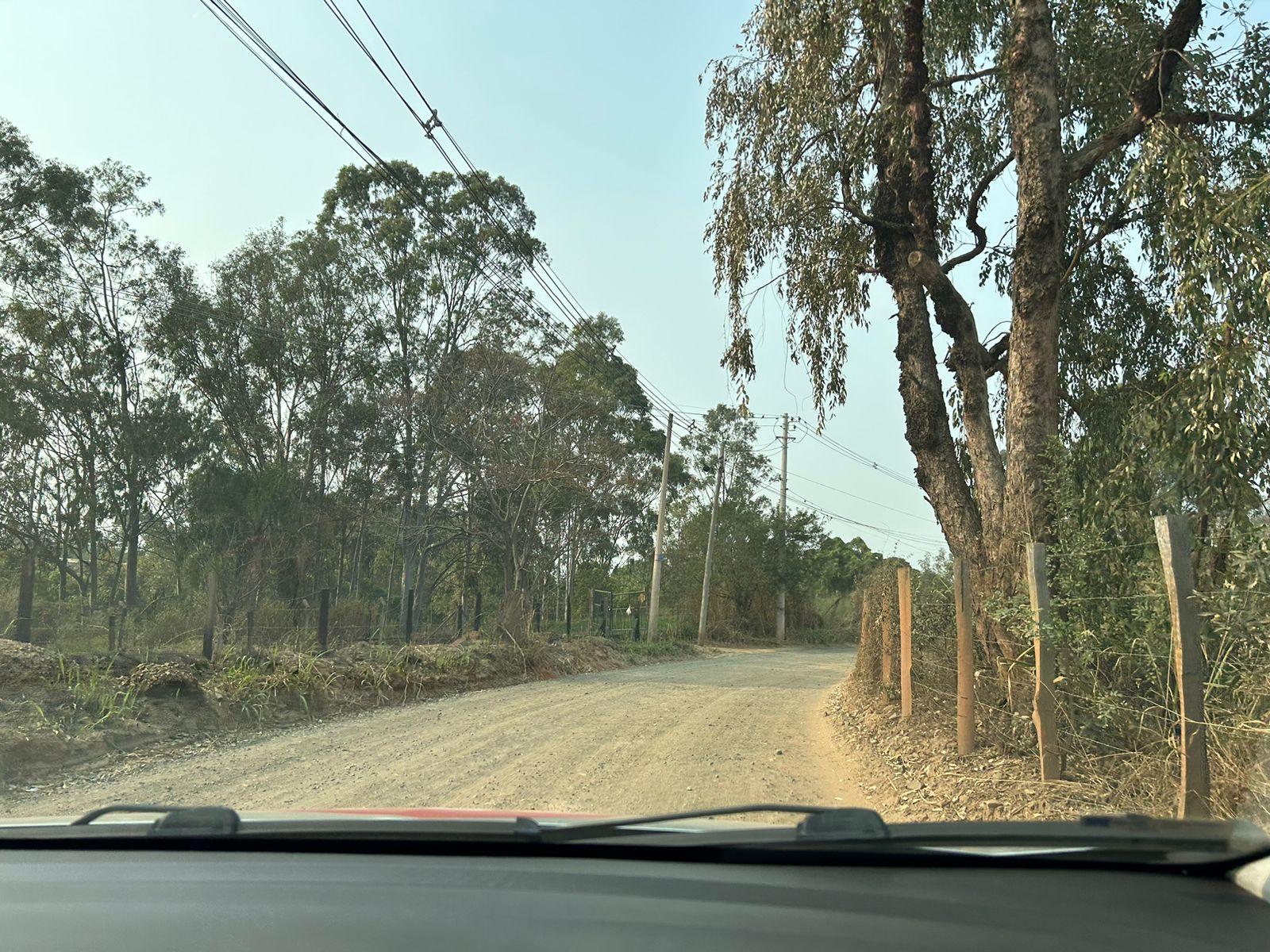 Motoristas tentam 'driblar' congestionamentos na SP-340 através de rota alternativa em Jaguariúna