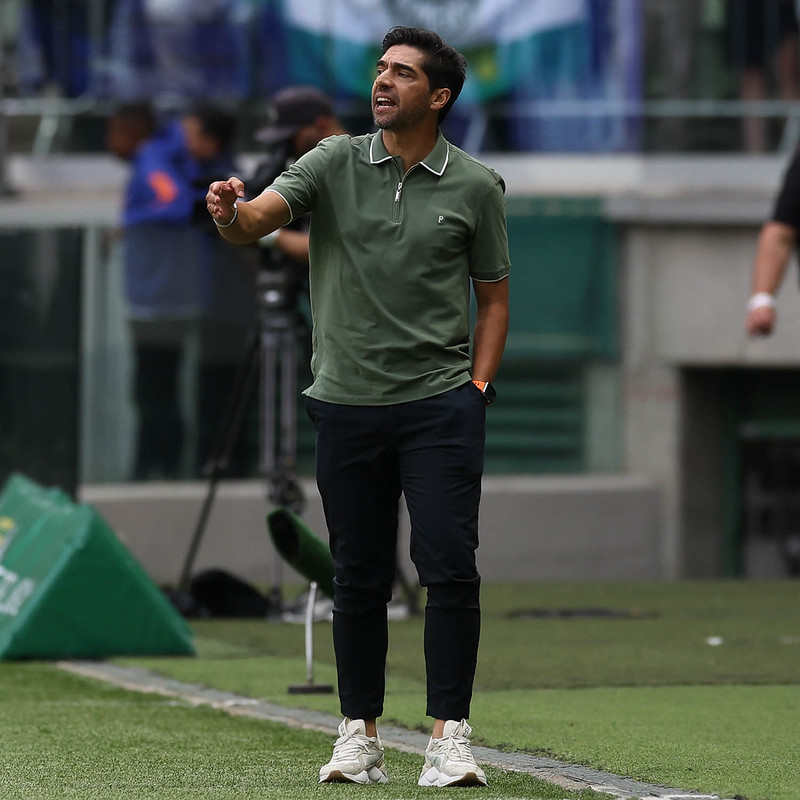 Abel Ferreira promete um Palmeiras aguerrido até o fim do Brasileirão