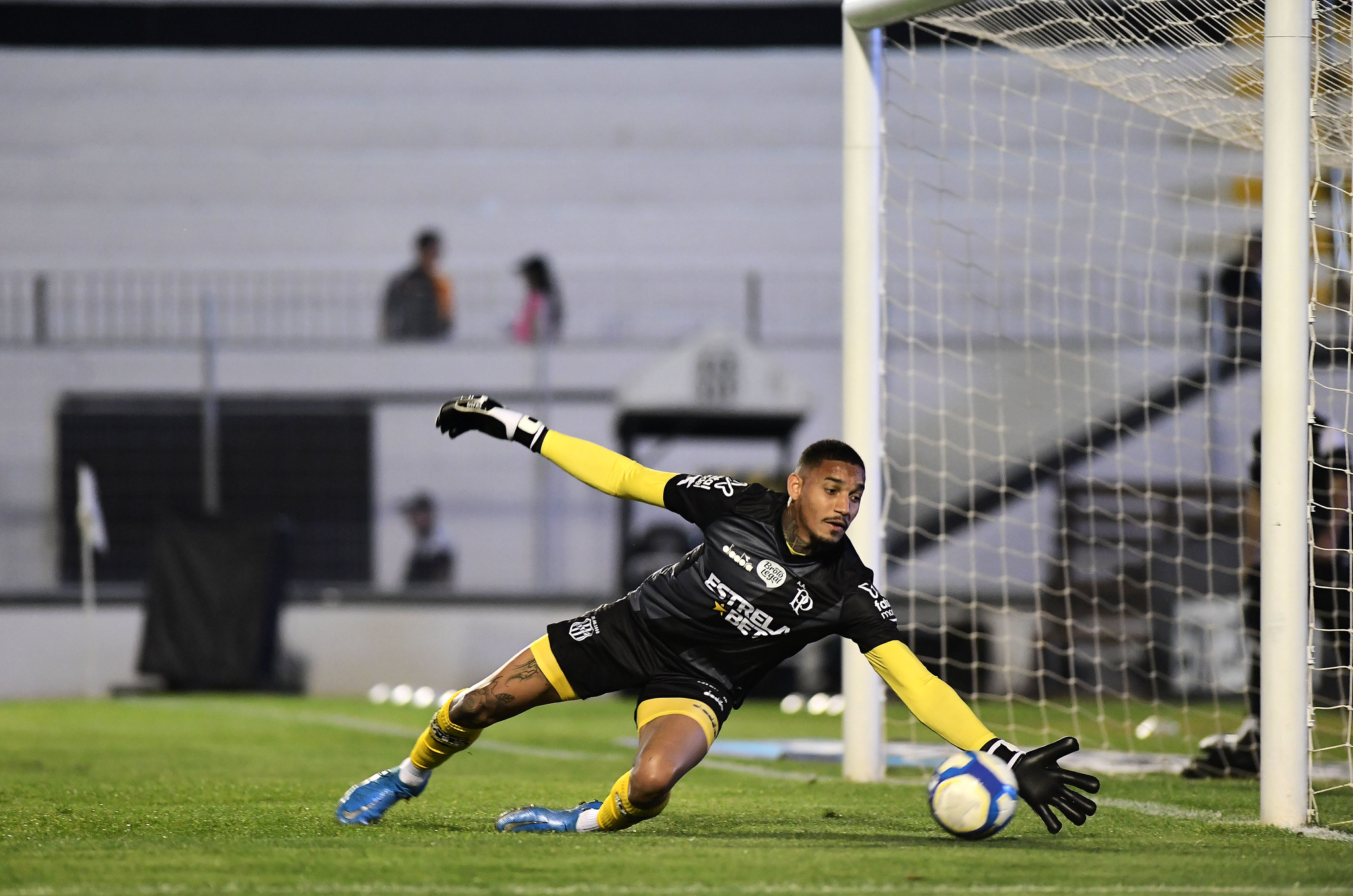 Dois jogadores da Ponte Preta serão julgados pelo STJD nesta sexta-feira