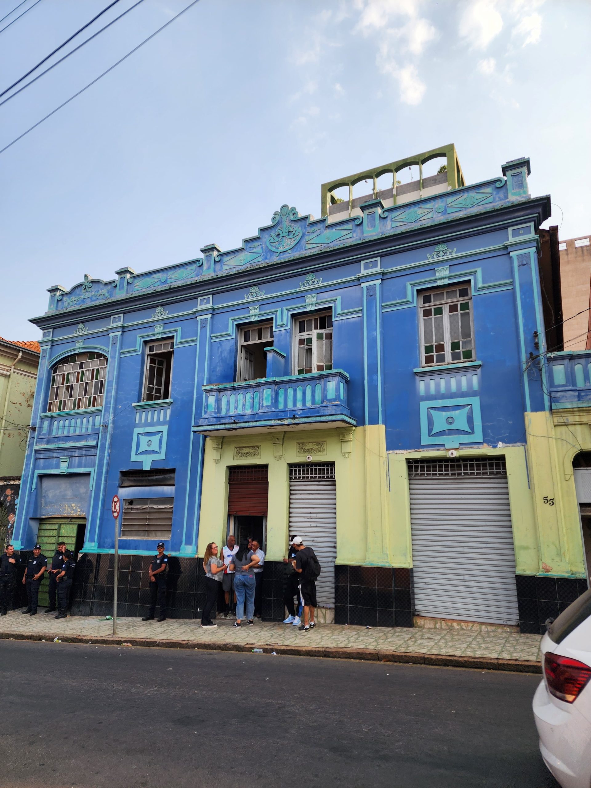 Pensão improvisada é fechada em Limeira