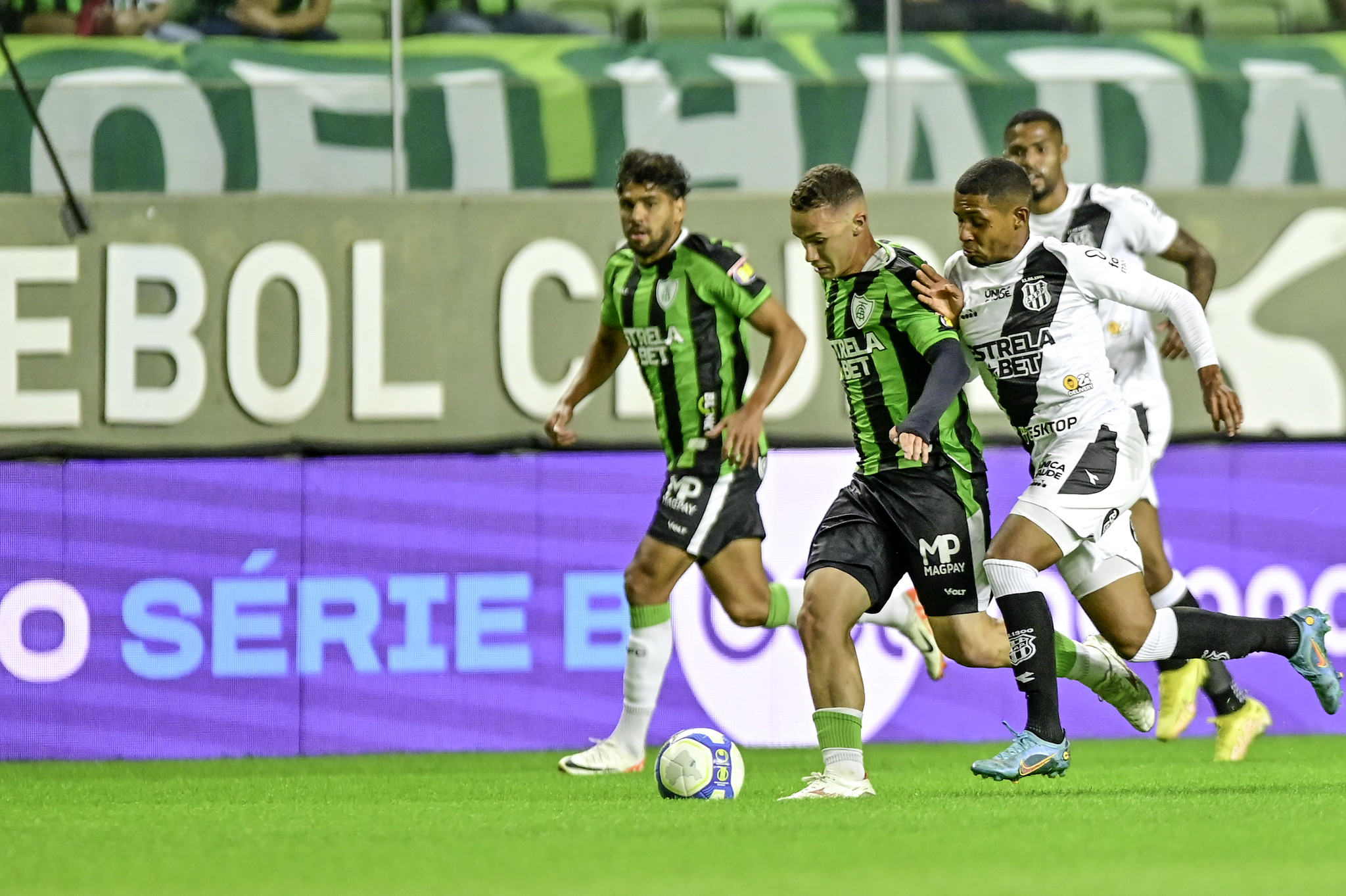 Ponte Preta tenta quebrar sequência negativa contra o América-MG