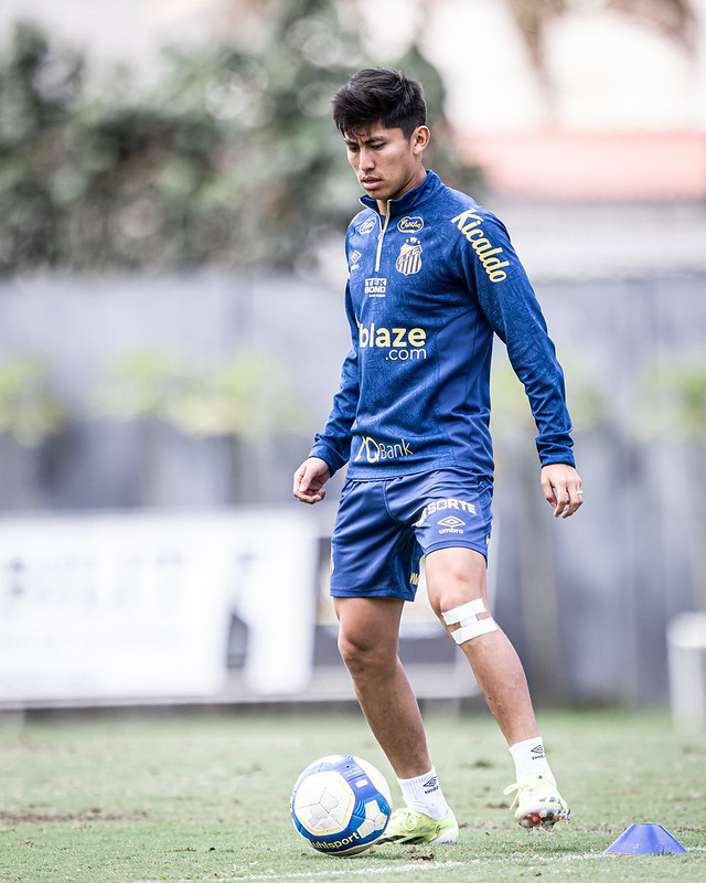 Com Santos confirmado, Carille mantêm Miguelito fora da equipe em Ribeirão Preto