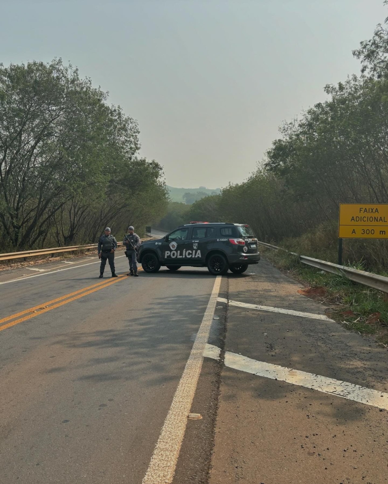 Suspeito é morto após troca de tiros com equipes do Baep na SP-306