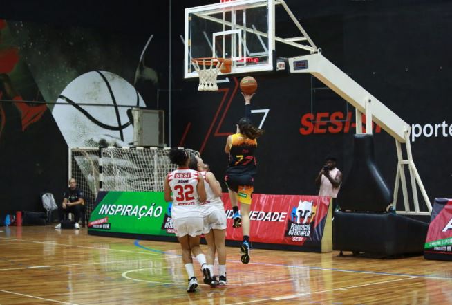 Vitória contra Araraquara mantém Unimed Campinas Basquete na liderança do Paulista